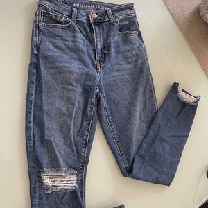 American Eagle Stretch Mom Jean
